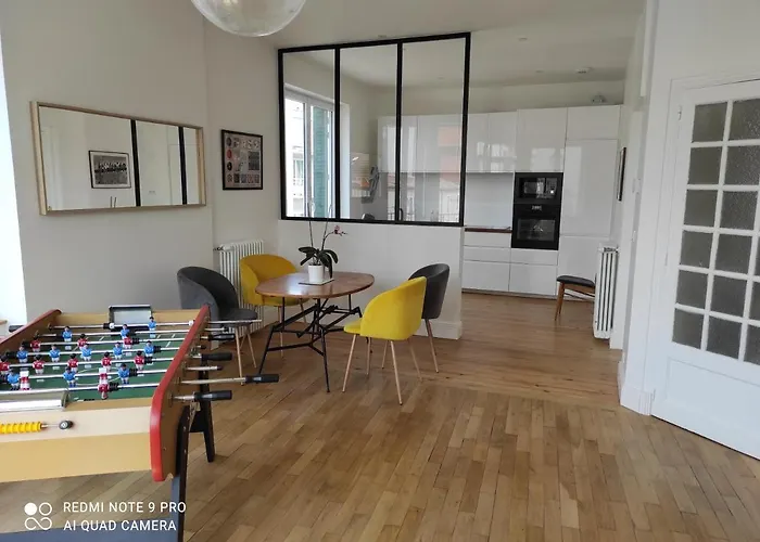 Appt F4 Neuf Lumineux, Centre Ville, Garage *