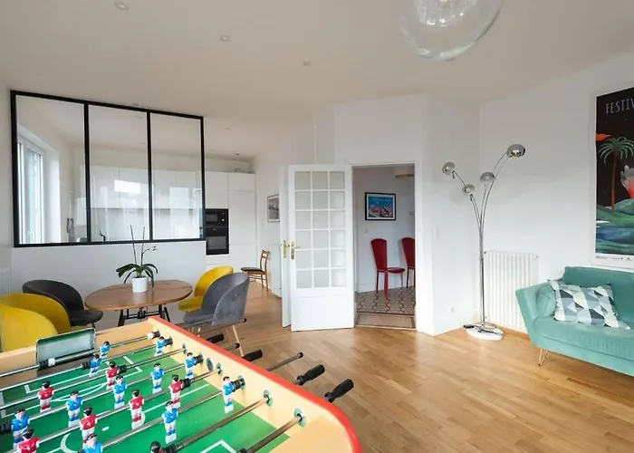 Appt F4 Neuf Lumineux, Centre Ville, Garage *